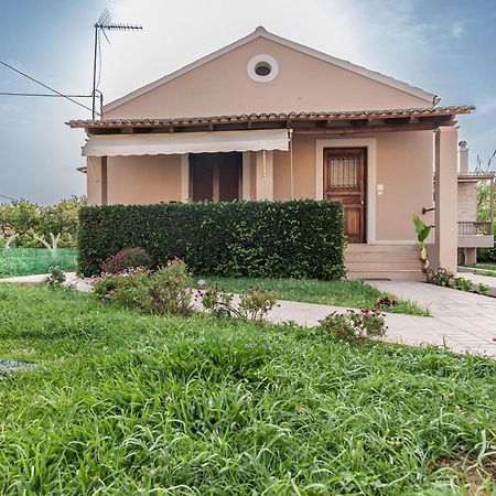 Small Garden By Studio Spyros Kanoni  Bagian luar foto
