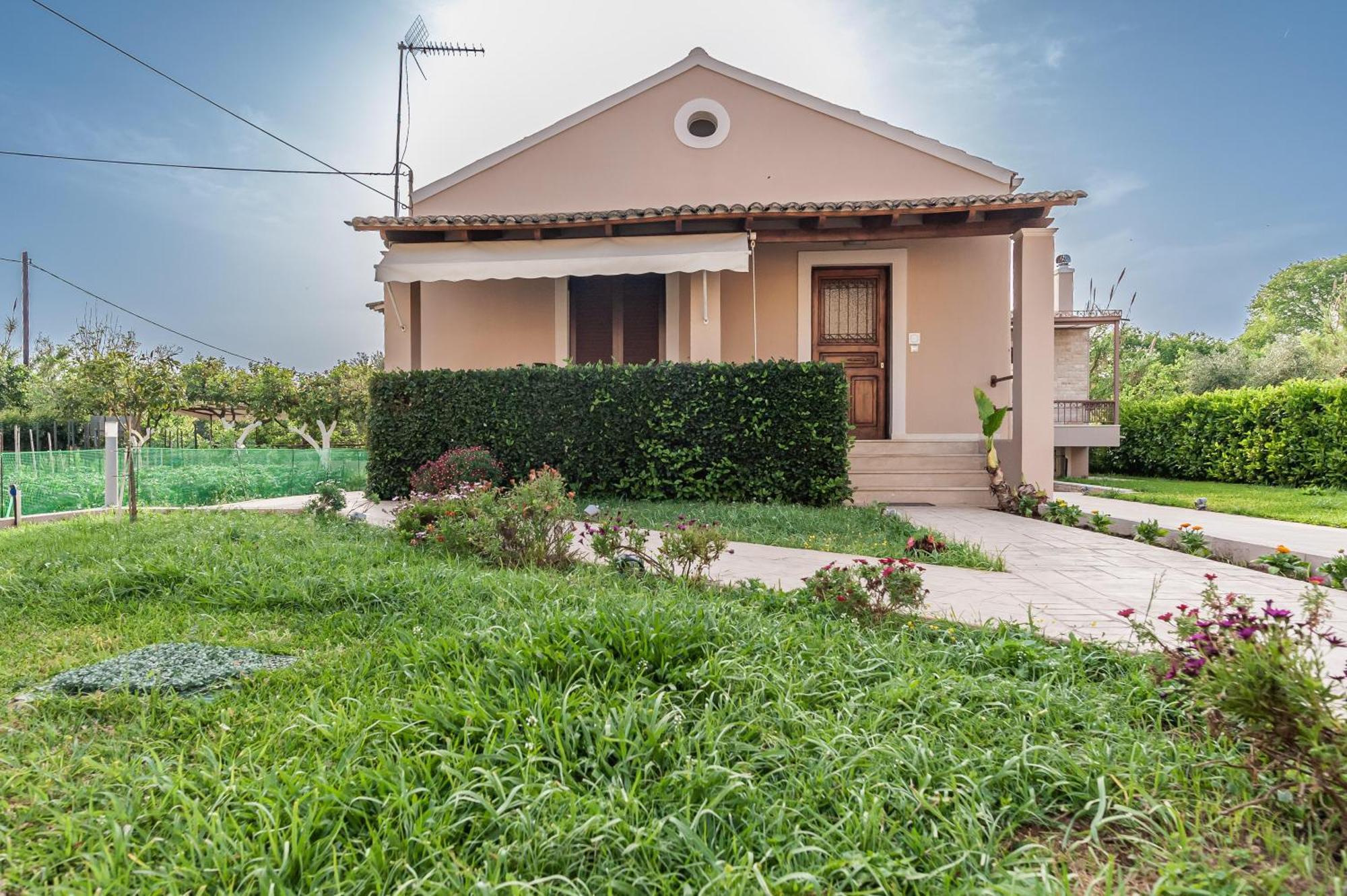 Small Garden By Studio Spyros Kanoni  Bagian luar foto